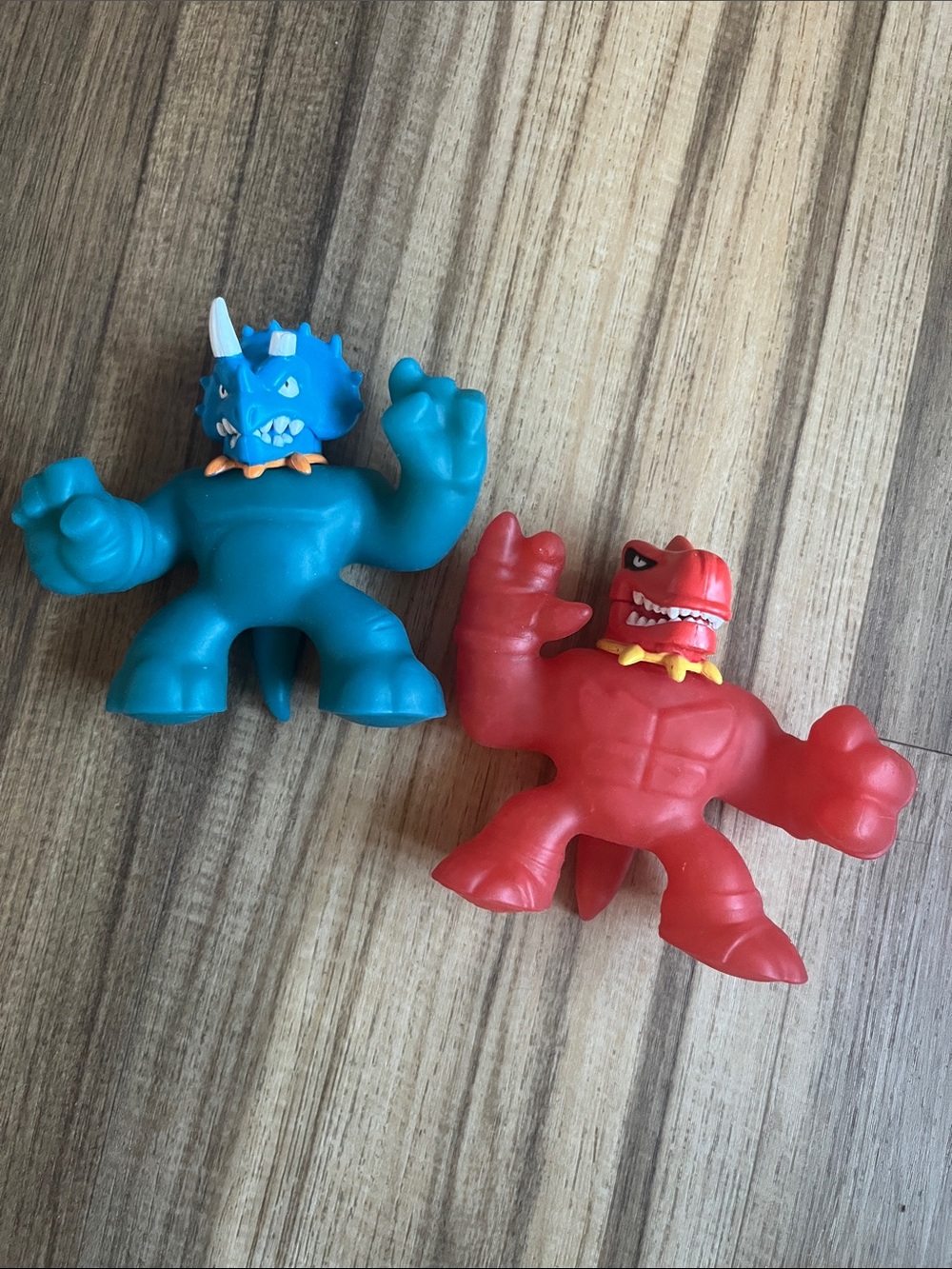 2 Moose Toys Heroes of Goo Jit Zu action figures